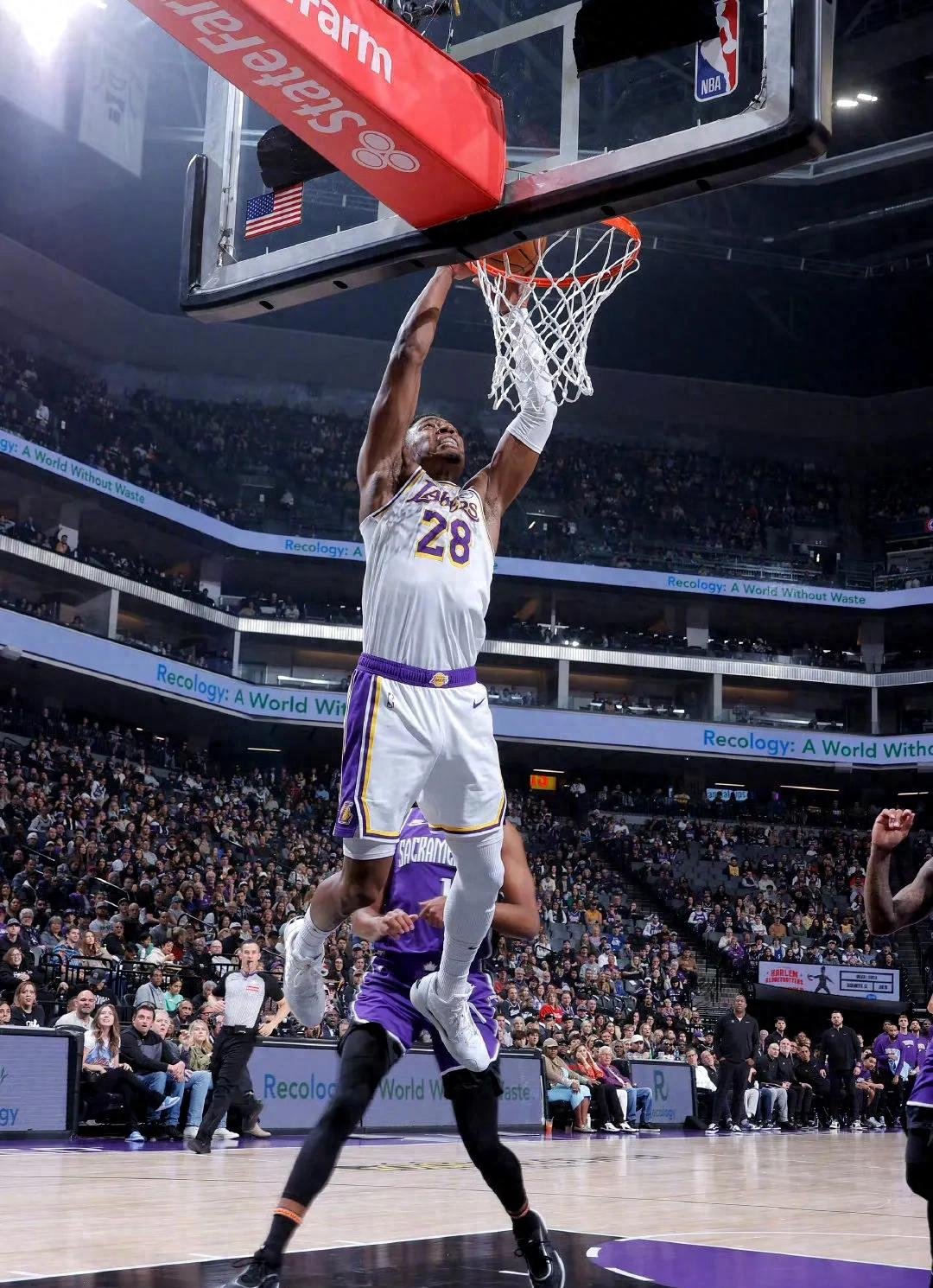 NBA赛场再掀热潮，湖人队实力强劲壮胆挑战的简单介绍